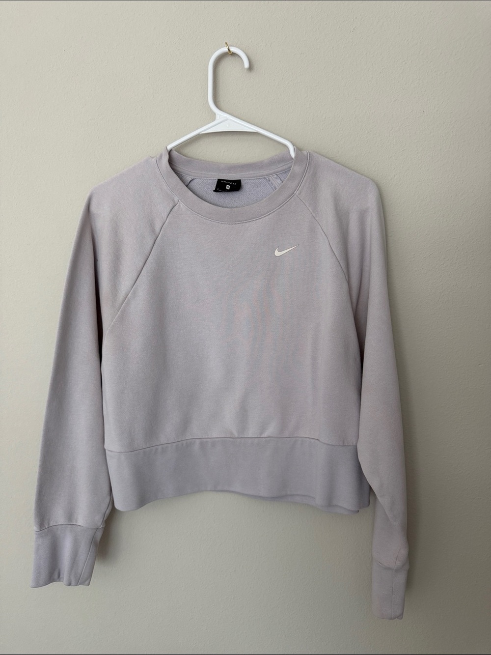 Nike Dri-FIT Women's Cropped Training Top / Sportswear Crew Sweatshirt